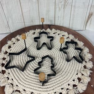 Set of 4 Black Metal Holiday pancake,egg  and Cookie molds with Wooden Handles